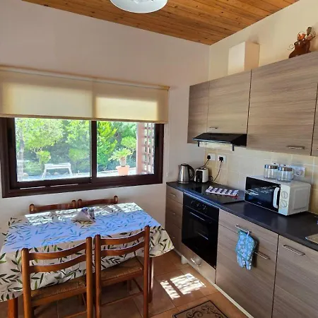 Apartman Secluded Garden