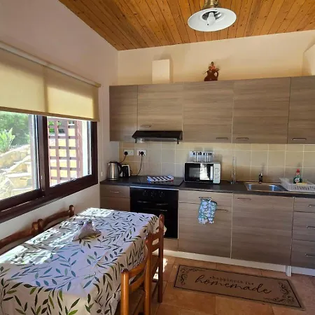 Apartman Secluded Garden